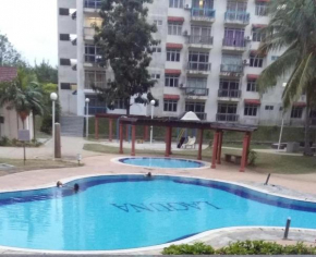 Seaview Laguna Resort Apartment